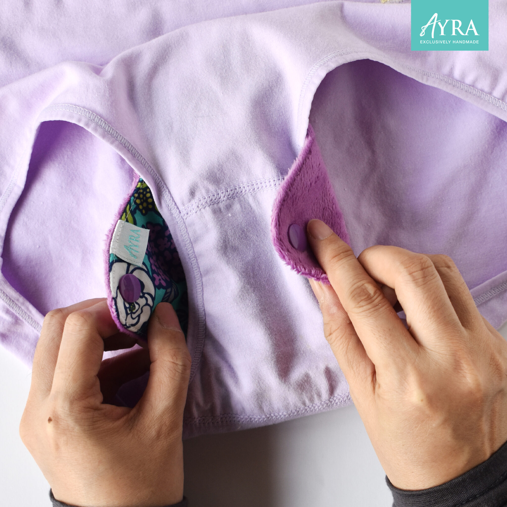 HOW TO WEAR CLOTH PAD